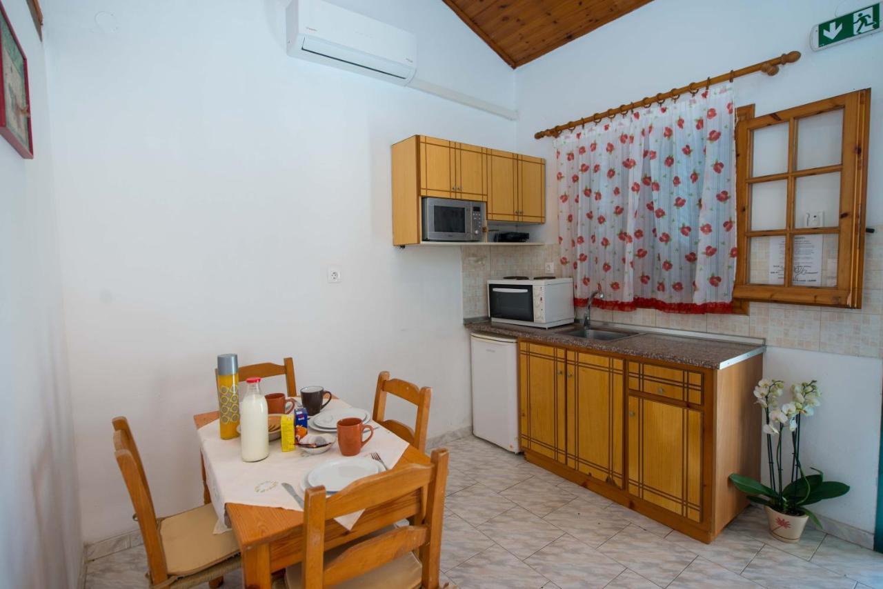 Georgia Sidari Apartment *