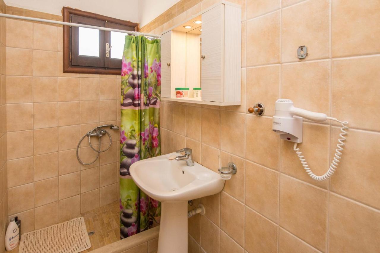 Georgia Sidari Apartment